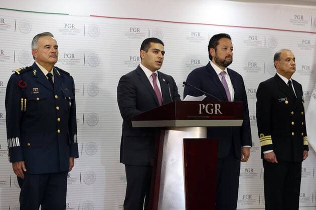 May 2, 2017 - Mexico - EUM20170501NAC15.JPG.CIDUAD DE MEXICO Nation Nacion-Detencion Damaso PGR.- Omar Hamid Garcia Harfuch estrado-, director en jefe de la Agencia de Investigacion Criminal (AIC), en compania de diferentes autoridades federales, en conferencia de prensa para dar detalles de la captura de Damaso Lopez, uno de los presuntos lideres del Cartel de Sinaloa, el martes 2 de mayo de 2017. Foto: Agencia EL UNIVERSAL Juan Carlos Reyes Garcia EVZ Mexico  - ZUMAu78_ 20170502_zaf_u78_033 Copyright: xJuanxCarlosxReyesxGarciax