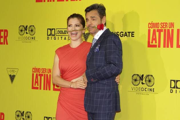 Latin Lover Filmpremiere in Mexiko-Stadt May 4, 2017 - Mexico - EUM20170504ESP21.JPG.CIUDAD DE MEXICO CinemaCine-Como ser un latin lover.- El actor Eugenio Derbez y su esposa, Alessandra Rosaldo, en la presentacion del filme que protagoniza el primero, Como ser un latin lover, 3 de mayo de 2017, Teatro Metropolitan. Foto: Agencia EL UNIVERSALCarlos MejiaJMA. Mexico  - ZUMAu78_ 20170504_zaf_u78_033 Copyright: xElxUniversalx