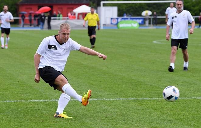 Fussball Promi-Benefizfußballspiel fuer das Tuebinger Ronald McDonald Hauses McDonald s Kinderhilfe Allstars - SV 03 Tuebingen Allstars 06.05.2017 Oliver Pocher (McDonald s Kinderhilfe Allstars)