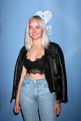 May 6, 2017 - Los Angeles, CA, USA - LOS ANGELES - MAY 6: Maddi Bragg at the Everything, Everything Premiere on the TCL Chinese 6 Theater on May 6, 2017 in Los Angeles, CA Los Angeles USA - ZUMAb170 20170506_zap_b170_064 Copyright: xKayxBlakex