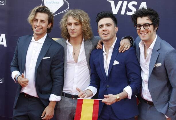 May 7, 2017 - Kiev, Ukraine - Manel Navarro (2-L) from Spain poses during the Red Carpet ceremony of the Eurovision song Contest, in Kiev, 7 May, 2017. The Eurovision Song Contest (ESC) 2017 will contest consist of two semi-finals that will be held on 9 and 11 May and a grand final that will take place on 13 May at the International Exhibition Centre in Kiev. Kiev Ukraine  - ZUMAn230 20170507_zaa_n230_309 Copyright: xStrx