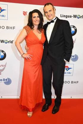 Sonja Fusali, Sandro Fusali bei der 12. VICTRESS Gala anlaesslich der Verleihung des Victress Award, mit Natalia Woerner, Victress of The Year Award 2017 in Berlin am 08.05.2017