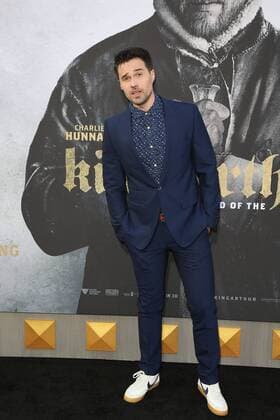 Brett Dalton bei der King Arthur: Legend of the Sword Film Premiere am 8.05.2017 in Los Angeles King Arthur: Legend of the Sword Filmpremiere in Los Angeles, 2017 