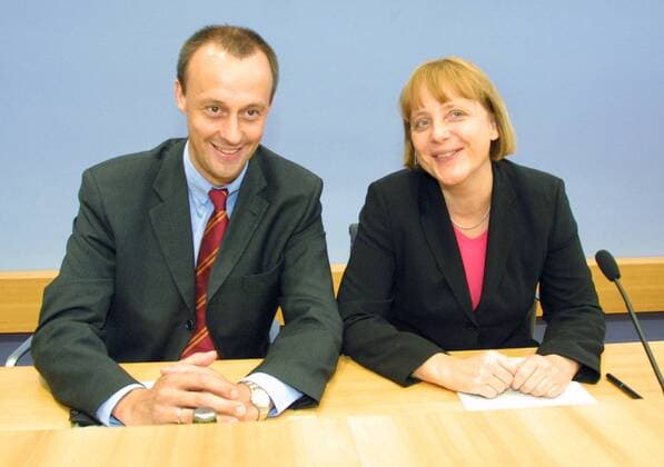 Angela Merkel, CDU Vorsitzende, und Friedrich Merz, CDU, CDU CSU Fraktionsvorsitzender, Berlin, 12.07.2001, Berlin Deutschland Copyright: xThomasxKoehlerx