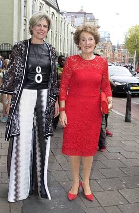 09-05-2017 Amsterdam Princess Margriet and Princess Laurentien during the award ceremony of the ECF award for culture in Paradiso in Amsterdam. Laureates this year are: musician Luc Mishalle (Brussels), visual artist Marina Naprushkina (Berlin), writer and journalist Asli Erdogan (Istanbul) and writer and scientist Navid Kermani (Cologne)  Copyright: xppe werfx