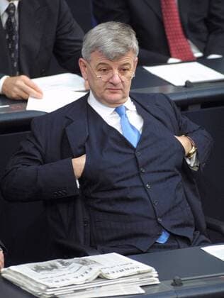 Bundesaussenminister Joschka Fischer, Gruene. Bundestag. Berlin, 16.11.2001, Berlin Deutschland Copyright: xThomasxKoehlerx