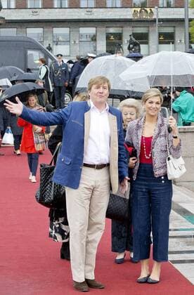 10-05-2017 Norway King Willem-Alexander and Queen Maxima and Princess Beatrix and Princess Mabel arrive for a lunch at the Royal Yacht, Norge, to celebrate the 80th birthdays of King Harald V and Queen Sonja in Oslo.  Copyright: xppe nieboerx