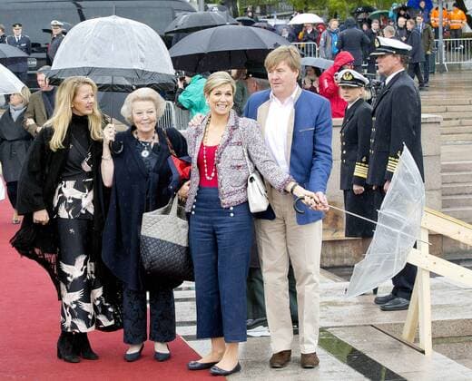 10-05-2017 Norway King Willem-Alexander and Queen Maxima and Princess Beatrix and Princess Mabel arrive for a lunch at the Royal Yacht, Norge, to celebrate the 80th birthdays of King Harald V and Queen Sonja in Oslo.  Copyright: xppe nieboerx