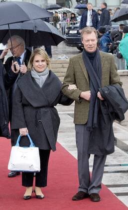 10-05-2017 Norway Royal guests arrive for a lunch at the Royal Yacht, Norge, to celebrate the 80th birthdays of King Harald V and Queen Sonja in Oslo. Grand Duke Henri and Grand Duchess Maria Teresa  Copyright: xppe nieboerx