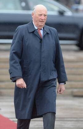 Norwegian King Harald V attends a luncheon to celebrate King Harald V and Queen Sonja s 80th birthdays at the Royal Yacht Norway in Oslo on May 5, 2017.  LON20170510106 RUNExHELLESTAD