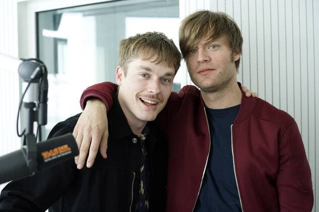 Carl-Johan Fogelklou und Björn Dixgard von Mando Diao beim Fototermin zur Präsentation ihres neuen Albums Good Times RTL Radio Center. Berlin, 10.05.2017 Foto:xT.xBartillax xFuturexImage