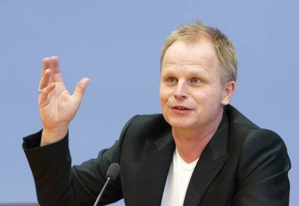Herbert Groenemeyer , Musiker , Botschafter der Aktion Gemeinsam fuer Afrika . Berlin , 29.10.2003 , Berlin Deutschland Copyright: xThomasxKoehlerx