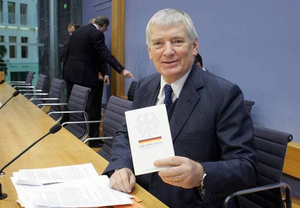 Otto Schily , SPD , Bundesinnenminister . Berlin den 12.01.2005 , Berlin Deutschland Copyright: xThomasxKoehxlerx