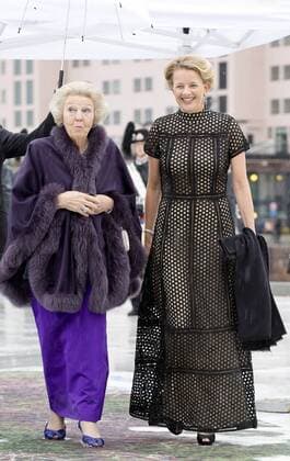 10-05-2017 Norway Guests arrive fort he banquet at the Opera House to celebrate the 80th birthdays of King Harald V and Queen Sonja at Akershus Castle. Princess Beatrix and Princess Mabel (c) PPE Nieboer OSLO NORWAY  Copyright: xPPE NIEBOERx