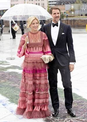 10-05-2017 Norway Guests arrive fort he banquet at the Opera House to celebrate the 80th birthdays of King Harald V and Queen Sonja at Akershus Castle. Prince Nikolaos and Princess Tatiana (c) PPE Nieboer OSLO NORWAY  Copyright: xPPE NIEBOERx
