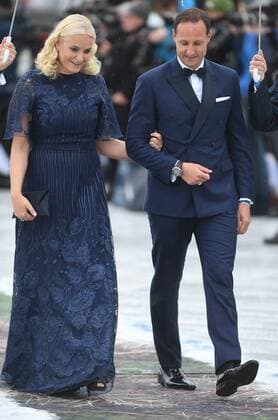 Norwegian Crown Prince Haakon and Crown Princess Mette- Marit attend a gala banquet to celebrate King Harald V and Queen Sonja s 80th birthdays at the Opera House in Oslo on May 5, 2017.  LON20170510132 RUNExHELLESTAD