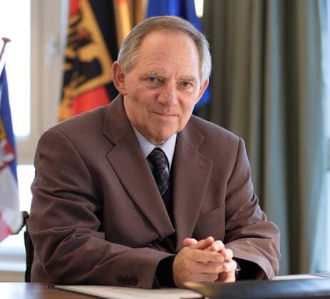Bundesinnenminister Wolfgang SCHAEUBLE , CDU , in seinem Buero . Wolfgang SCHAEUBLE , CDU , Federal Minister of the Interior , in his office . Berlin , 02.03.2006 , Berlin Deutschland Copyright: xThomasxKoehxlerx
