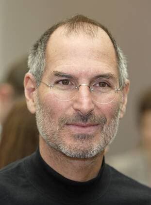 Steven JOBS , Geschaeftsfuehrer von Apple . Bei der Praesentation des iPhone in Deutschland , wo die Telekom das iPhone exklusiv vermarktet . Steven JOBS , co-founder and CEO of Apple . Berlin , 19.09.2007 , , , Berlin Deutschland Copyright: xThomasxKoehxlerx