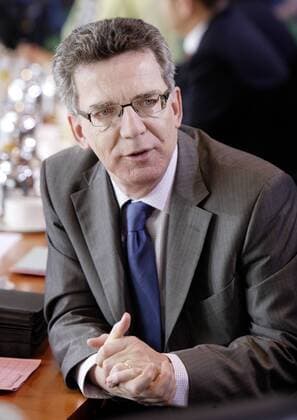 Thomas DE MAIZIERE , CDU , Chef des Bundeskanzleramts , vor einer Kabinettssitzung . Berlin , Deutschland . Thomas DE MAIZIERE , CDU , Chief of the Chancellor s Office . Berlin , Germany . 20.08.2008 , , , Berlin DEU Deutschland Copyright: xLiesaxJohannssenx