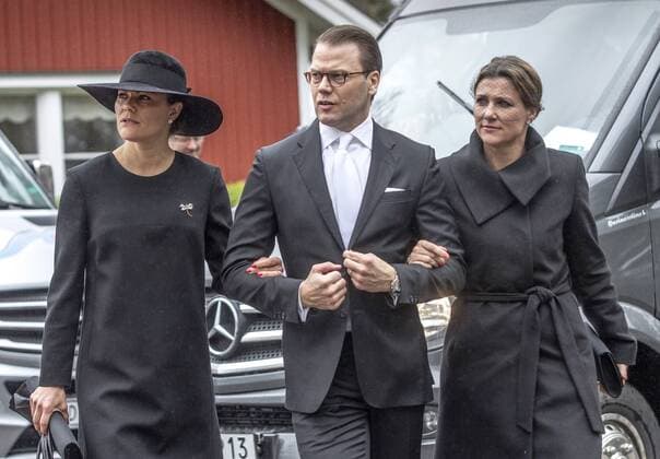 Niclas Silfverschiölds begravning, Sollebrunn Erska kyrka, 2017-05-11 Martha Louise de Norvege;Victoria de Suede;Daniel Westling Sollebrunn Sweden  516226