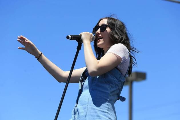 Noah Cyrus bei ihrem Auftritt beim KIIS FM s Wango Tango am 13.05.2017 im StubHub Center in Carson 102.7 KIIS FM s Wango Tango 2016 - Show at StubHub Center in Carson - May 13, 2017 