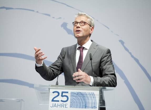 Rede von Bundesumweltminister Norbert Roettgen auf der Veranstaltung 25 Jahre Bundesministerium fuer Umwelt, Naturschutz und Reaktorsicherheit. Berlin Deutschland Copyright: xThomasxKoehlerx
