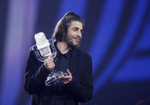 May 14, 2017 - Kiev, Ukraine - SALVADOR SOBRAL from Portugal celebrates with his sister Louise after he won the Grand Final of the 62nd annual Eurovision Song Contest (ESC) at the International Exhibition Centre in Kiev, Ukraine, 13 May 2017. Kiev Ukraine - ZUMAg194 20170514_zap_g194_007 Copyright: xSergxGlovnyx