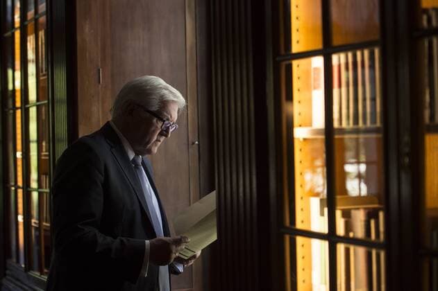 Bundesaussenminister Frank-Walter Steinmeier, SPD, bei Vorbereitungen zum Aussenministertreffen zur Ukraine-Krise in Berlin, 11.05.2016. Berlin Germany Copyright: xFlorianxGaertnerx