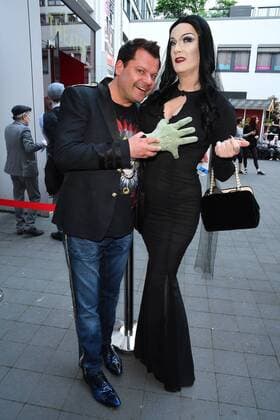 Ingo Appelt, Sheila Wolf Ankunft zur Berlin Premiere von The ADDAMS FAMILY im Admiralspalast in Berlin am 17.05.2017