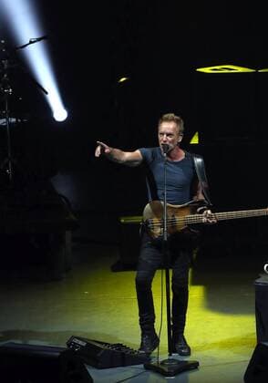 Sting Konzert in Mexiko May 17, 2017 - Mexico - EUM20170517ESP18.JPG.CIUDAD DE MEXICO.- Music Musica-Sting.- Aspecto del concierto del musico ingles Sting en el Auditorio Nacional, la noche de este miercoles 17 de mayo de 2017. Foto: Agencia EL UNIVERSAL RCC. Mexico  - ZUMAu78_ 20170517_zaf_u78_098 Copyright: xValentexRosasx