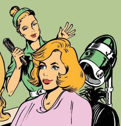 Friseurin bewundert die Haare einer Kundin  Copyright: xJacquiexBoydx 30640120