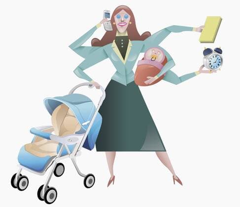 Vielbeschäftigte Frau mit Baby  Copyright: xPabloxBlasbergx 30700052