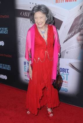 May 17, 2017 - Beverly Hills, CA, United States - 17 May 2017 - Beverly Hills, California - Tao Porchon-Lynch. Premiere of If You re Not in the Obit, Eat Breakfast at The Samuel Goldwyn Theatre in Beverly Hills. Photo Credit: AdMedia Beverly Hills United States - ZUMAa123 20170517_zaa_a123_128 Copyright: xBirdiexThompsonx