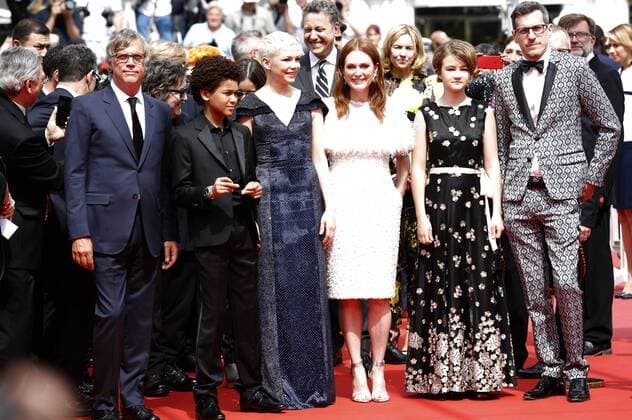Todd Haynes, Jaden Michael, Michelle Williams, Julianne Moore, Millicent Simmonds and Brian Selznick at the Wonderstruck premiere during the 70th Cannes Film Festival at the Palais des Festivals on May 18, 2017 in Cannes, France Foto:xD.xBedrosianx xFuturexImage