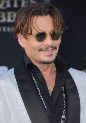 May 18, 2017 - Hollywood, CA, United States - 18 May 2017 - Hollywood, California - Johnny Depp. Premiere Of Disney s Pirates Of The Caribbean: Dead Men Tell No Tales at Dolby Theatre in Hollywood. Photo Credit: AdMedia Hollywood United States - ZUMAa123 20170518_zaa_a123_005 Copyright: xBirdiexThompsonx