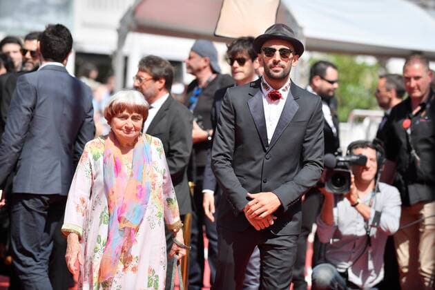 217757 Degun-Paoli Starface 2017-05-19 Cannes France 70eme Festival International du Film de Cannes. Montée des marches du film d ouverture Visages ,Villages 70th International Cannes Film Festival. Red Carpet of Visages ,Villages movie Varda, Agnès; JR  Copyright: xDegun-Paolix STAR_217757_002