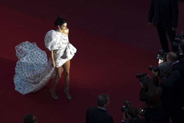 217804 Scanella Starface 2017-05-20 Cannes France 70eme Festival International du Film de Cannes. Montee des Marches du film 120 battements par minute . 70th International Cannes Film Festival. Red Carpet of 120 battements par minute movie. Jenner, Kendall  Copyright: xScanellax STAR_217804_010