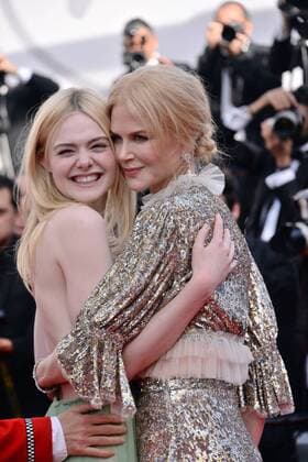 217843 Degun-Paoli Starface 2017-05-21 Cannes France 70eme Festival International du Film de Cannes. Redescente du film How to Talk to Girls at Parties . 70th International Cannes Film Festival. Cast of How to talk to Girls at parties leaving the screening. Kidman, Nicole; Fanning, Elle  Copyright: xDegun-Paolix STAR_217843_065