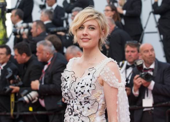 (170521) -- CANNES, May 21, 2017 -- U.S. actress Greta Gerwig poses on the red carpet for the screening of the film The Meyerowitz Stories in competition at the 70th Cannes International Film Festival in Cannes, France, on May 21, 2017. ) FRANCE-CANNES-FILM FESTIVAL- THE MEYEROWITZ STORIES -RED CARPET XuxJinquan 