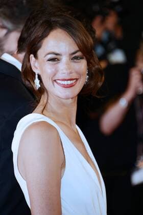 May 21, 2017 - Cannes, France - CANNES, FRANCE - MAY 21: (L-R) Actress Berenice Bejo attends the Redoubtable (Le Redoutable) premiere during the 70th annual Cannes Film Festival at Palais des Festivals on May 21, 2017 in Cannes, France. Cannes France - ZUMAi09_ 20170521_zaf_i09_113 Copyright: xFrederickxInjimbertx