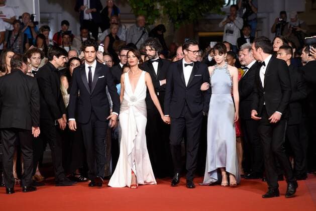 Michel Hazanavicius, Berenice Bejo, Louis Garel, Stacy Martin CINEMA : 70 eme Festival de Cannes - Tapis Rouge Le Redoutable - 21 05 2017 LoicThebaud Panoramic 
