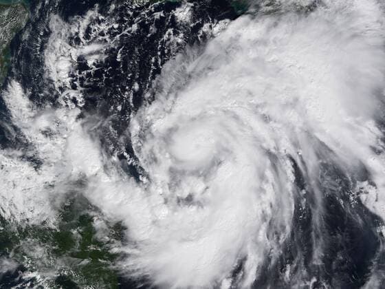 IMAGO Nature: Unsere Erde, Klimawandel, Wirbelstürme Hurricane Wilma was the most intense tropical cyclone ever recorded in the Atlantic basin, and was the most intense tropical cyclone recorded in the western hemisphere until Hurricane Patricia in 2015It became a Category 5 hurricane, and second-most destructive hurricane of the 2005 season. WorldxHistoryxArchive 917_03_WHA_098_0586