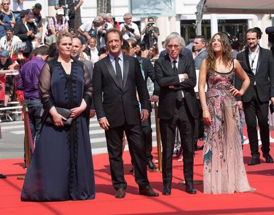 (170524) -- CANNES, May 24, 2017 -- French actress Izia Higelin, French director Jacques Doillon, French actor Vincent Lindon and Belgian actress Severine Caneele (from R to L) pose on the red carpet for the screening of the film Rodin during the 70th Cannes Film Festival in Cannes, France, on May 24, 2017. ) FRANCE-CANNES-70TH CANNES FILM FESTIVAL-RODIN XuxJinquan 