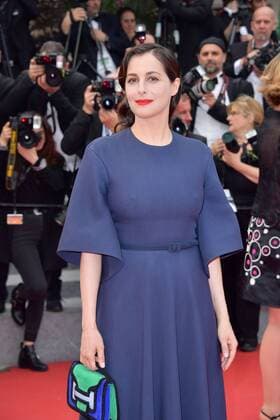70eme Festival du Film de Cannes - Montee des marches du film L Amant Double Amira Casar Cannes France  521410