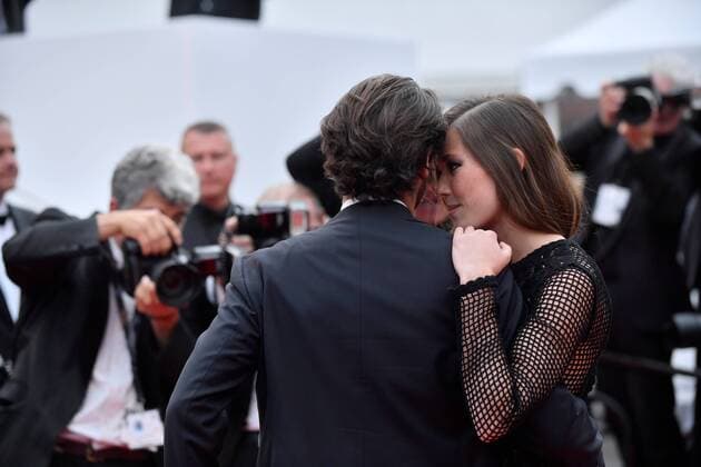 218052 Degun-Paoli Starface 2017-05-26 Etats-Unis 70eme Festival International du Film de Cannes. Montee des Marches du film L amant Double . 70th International Cannes Film Festival. Red Carpet of L amant Double movie . Hollande, Thomas; Broussouloux, Emilie  Copyright: xDegun-Paolix STAR_218052_129