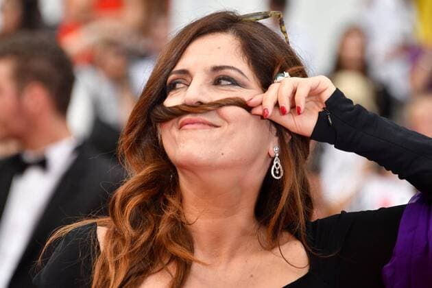 Agnes Jaoui CINEMA : 70 eme Festival de Cannes - Tapis rouge - L amant double - 26 05 2017 LOICThebaud Panoramic 