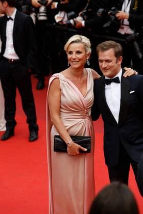 Laurence Ferrari CINEMA : 70 eme Festival de Cannes - Tapis rouge - L amant double - 26 05 2017 LOICThebaud Panoramic 