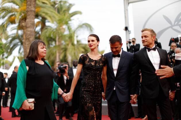 Marine Vacth, Francois Ozon, Jeremie Renier, Jacqueline Bisset CINEMA : 70 eme Festival de Cannes - Tapis rouge - L amant double - 26 05 2017 LOICThebaud Panoramic 