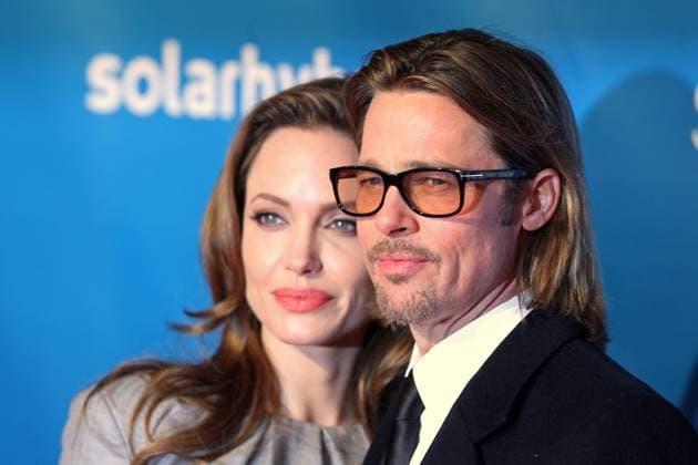 14.02.2012, Berlin, Deutsch, - Berlin, Deutschland, Angelina Jolie, Schauspielerin, und Brad Pitt, Schauspieler. (Angelina Jolie, Angelina Jolie Voight, Autorin, Benefizgala, Berlin, Brad Pitt, Brangelina, Charity-Veranstaltung, Cinema For Peace Gala, deutsch, Deutschland, Drehbuchautorin, Europa, europäisch, Film, Filmproduzentin, Filmregisseurin, Jolie, Kultur, Persönlichkeit, Pitt, Porträt, Portrait, Pressetermin, Produzent, Produzentin, Regisseurin, Roter Teppich, Schauspieler, Schauspielerin, UN-Sonderbotschafterin, Veranstaltung, Westeuropa, William Bradley Pitt). .