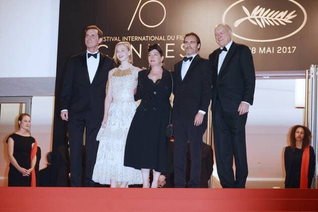 May 27, 2017 - Cannes, France - CANNES, FRANCE - MAY 27: Alex Manette, Ekaterina Samsonov, director Lynne Ramsay, Joaquin Phoenix and John Doman attend the You Were Never Really Here screening during the 70th annual Cannes Film Festival at Palais des Festivals on May 27, 2017 in Cannes, France. Cannes France - ZUMAi09_ 20170527_zaf_i09_056 Copyright: xFrederickxInjimbertx